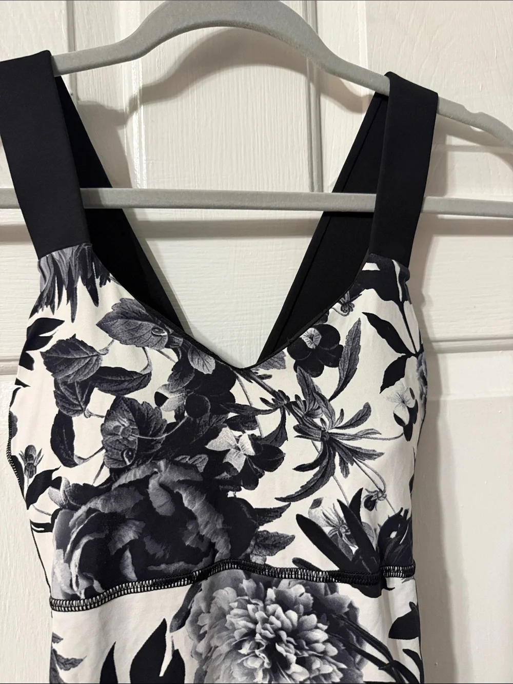 lululemon athletica Black & White Floral Tank Top
